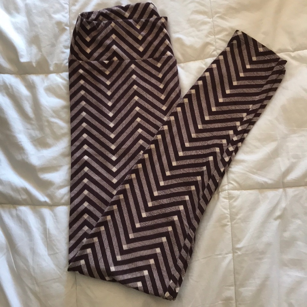 Lularoe Purple and White Chevron Leggings